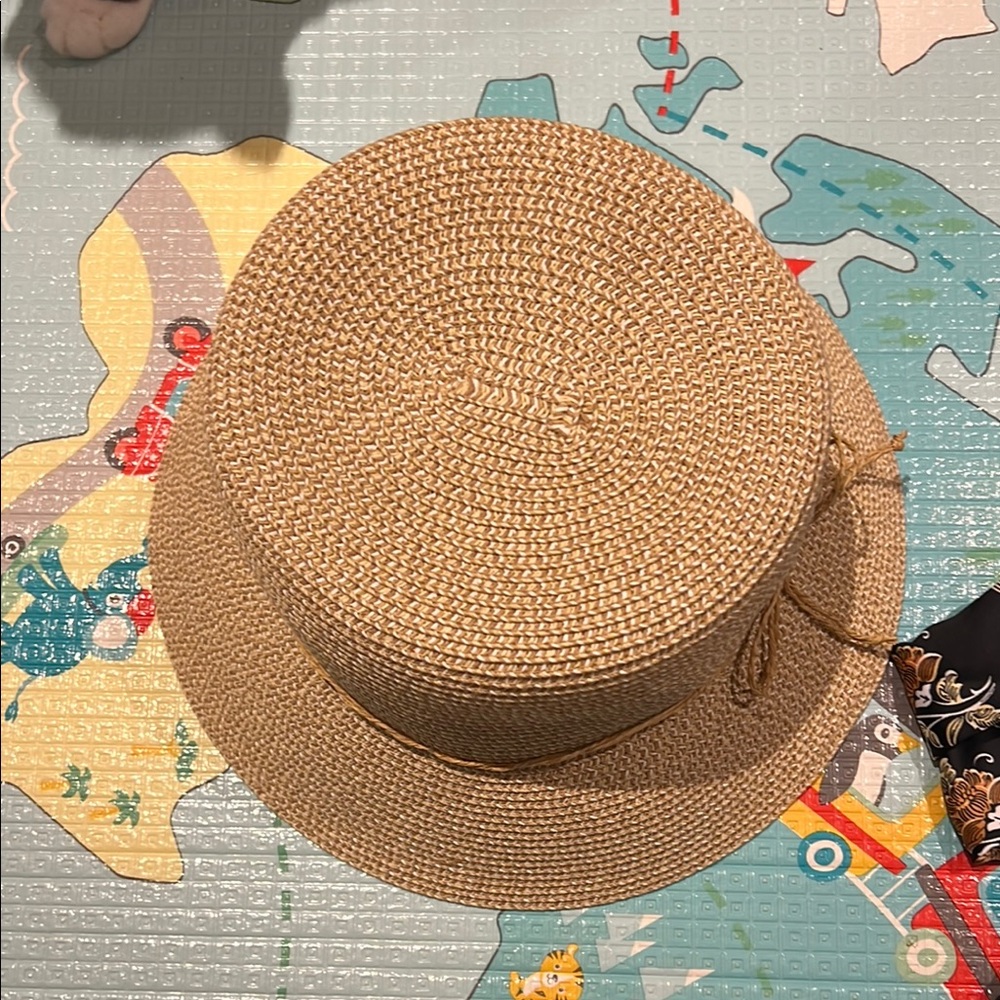 None west Stylish Tan Straw Bucket Hat - Picture 3 of 3